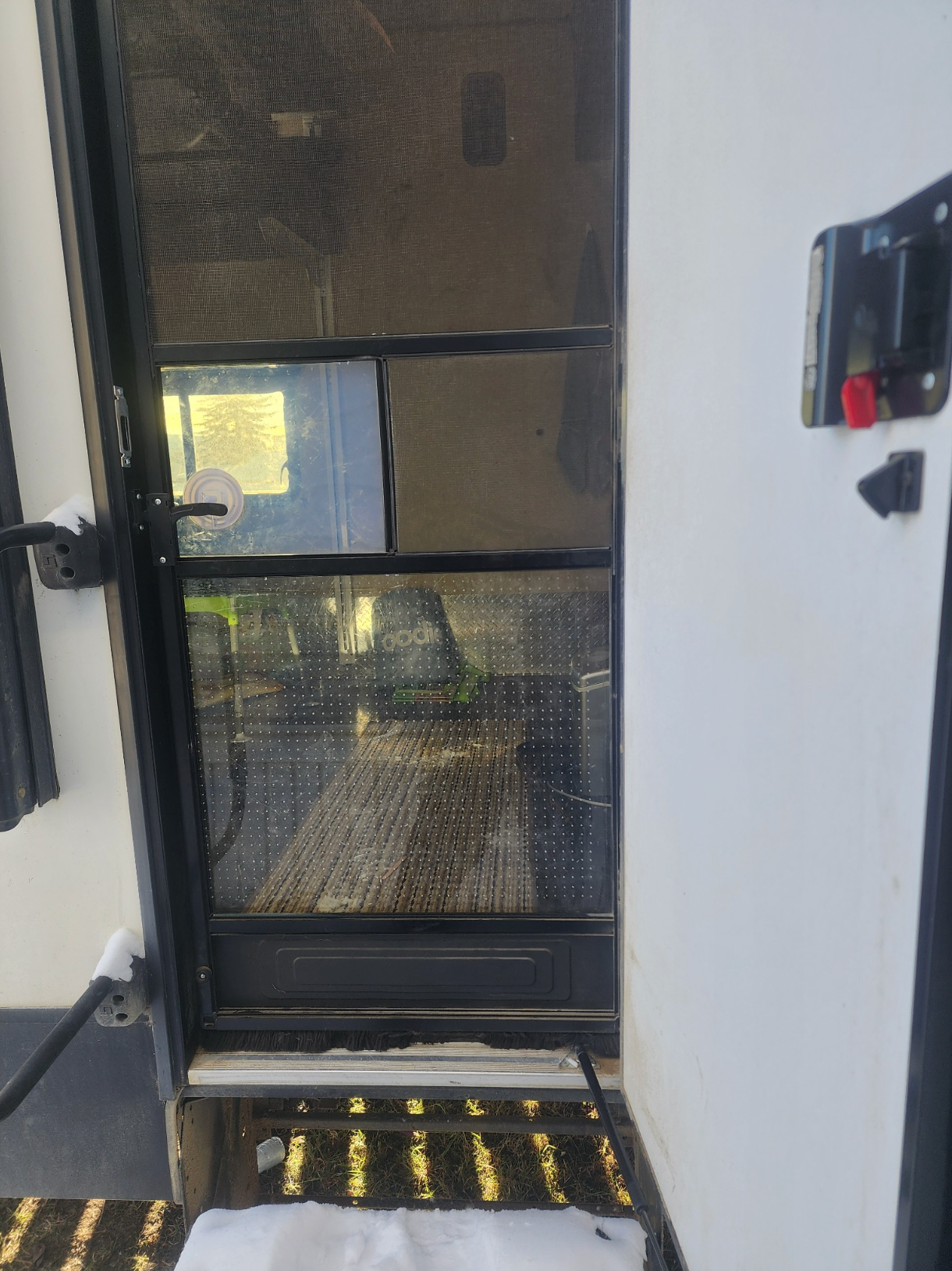 Sturdy Screen