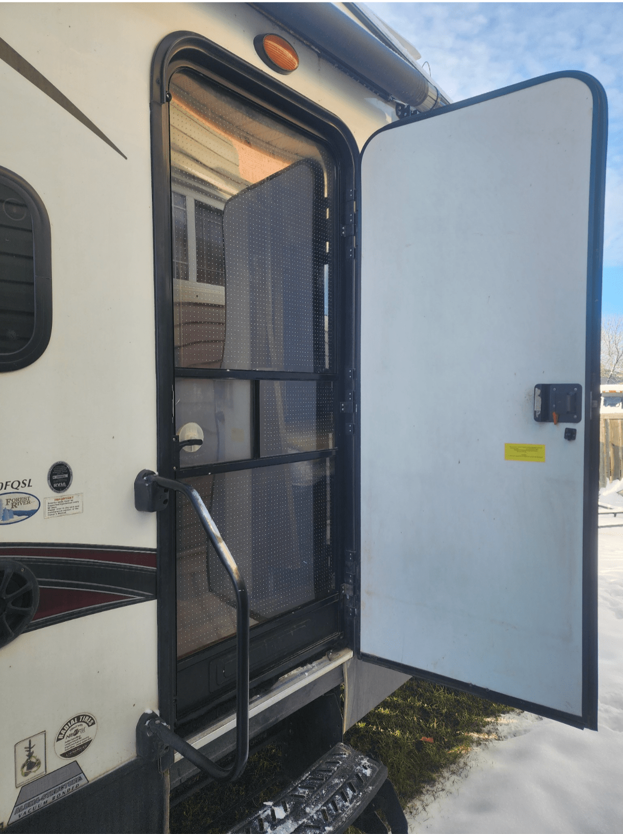 Sturdy Screen® RV Pet Protector - Sturdy Screens