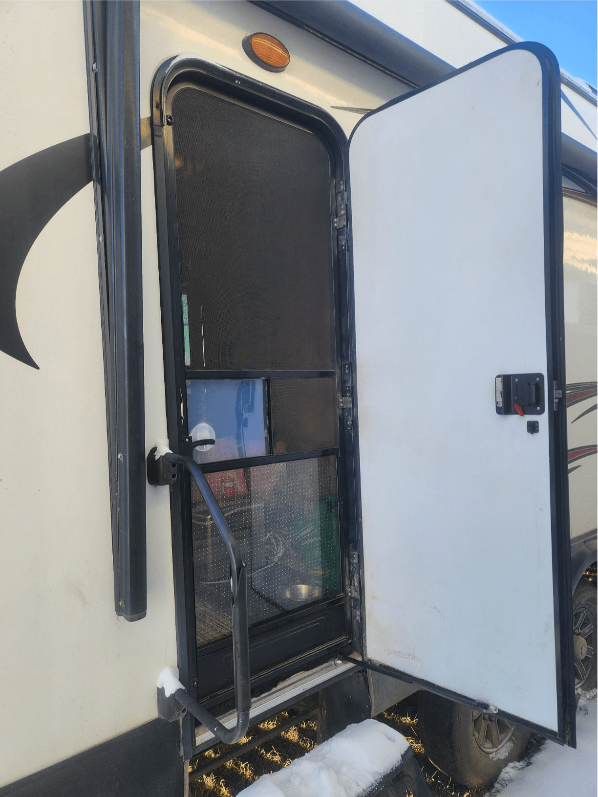 Sturdy Screen® RV Pet Protector - Sturdy Screens